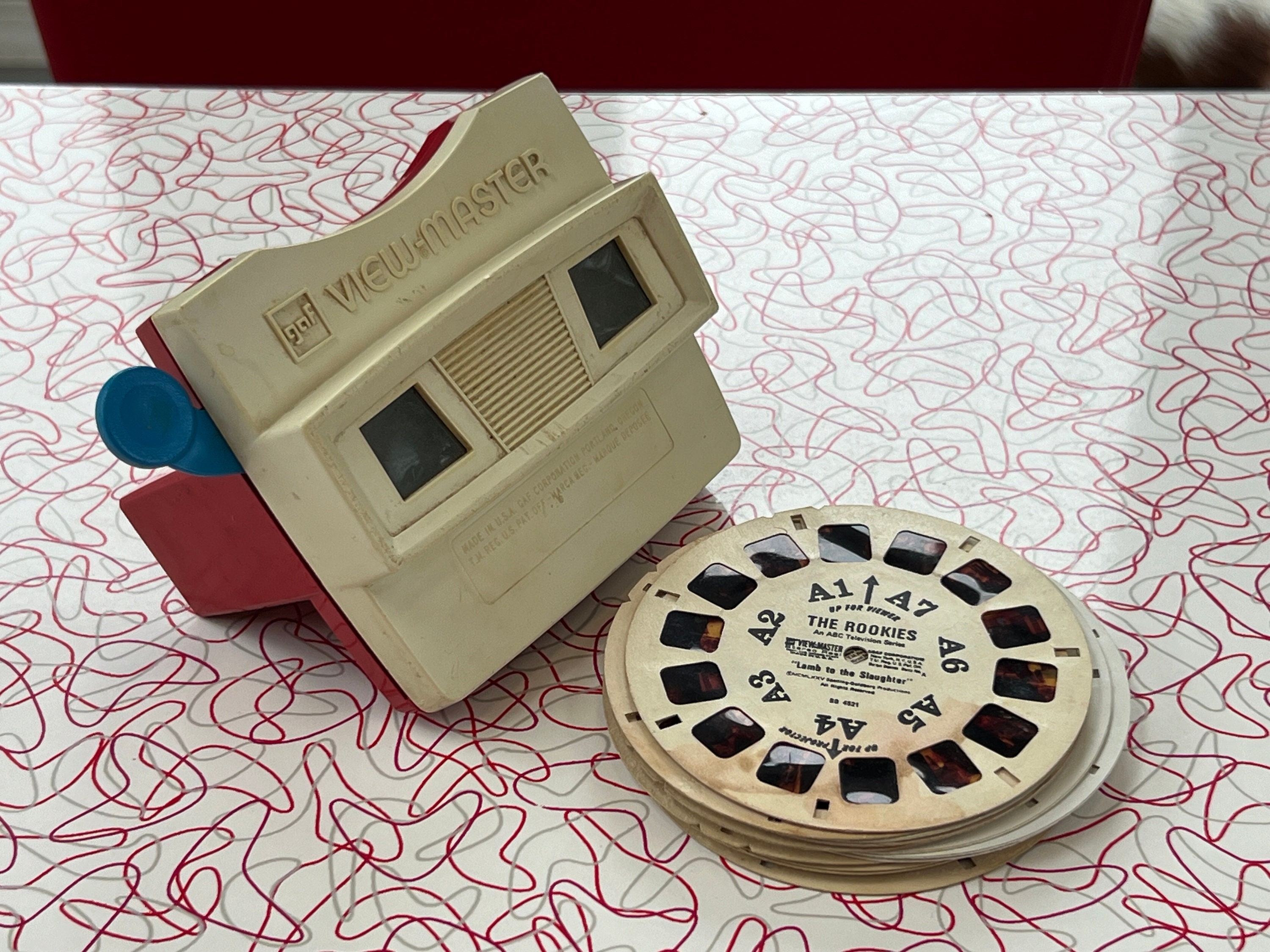 Custom Viewfinder Reel Plus RetroViewer - Viewfinder for Kids, & Adults,  Classic Toys, Slide Viewer, Retro Toys, Vintage Toys, May Work in Old