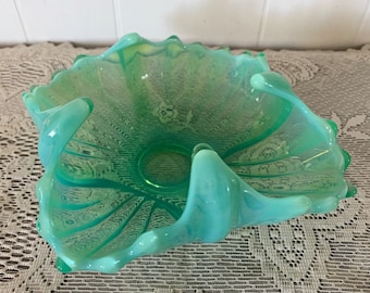 Fostoria Heirloom Bowl - Green - Opalescent - Mid Century - Rare - Vintage - S1