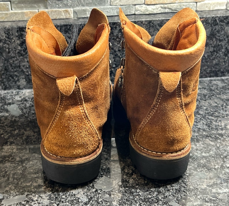 dunham waffle stompers