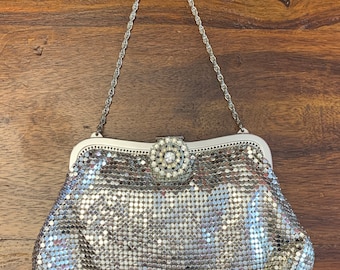 Whiting and Davis Mesh Bag - Silver - Mid Century - Evening Bag - Purse - Clutch - Wedding - Prom - Fifties - Sixties - U1