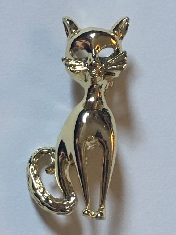 MCM Cat Pin - Brooch - Gold Tone - Gerry - Vintage
