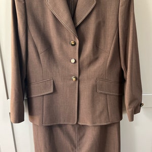 Escada Suit - Jacket - Dress - Blazer - Contrast Stitching - Wool Blend - Size 42/12 - New Old Stock - Brown - Gray - STRG