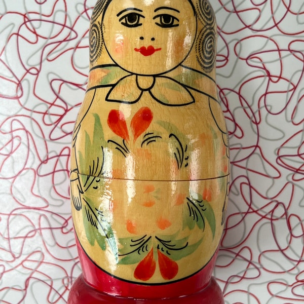 Russian Nesting Dolls - Matryoshka - Set - Wooden - Wood - Vintage USSR