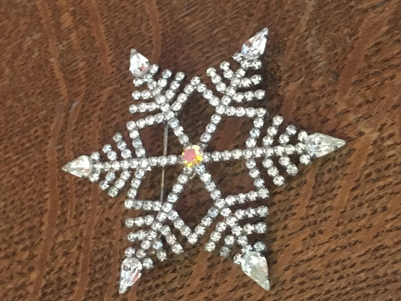 Vintage Kirks Folly Snowflake Brooch Original Box Aspen Rhinestone White Aurora Borealis