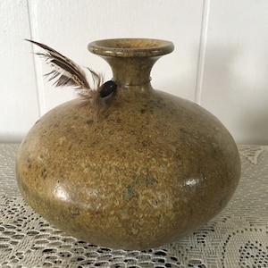 Feather River Ceramic Pod Vase - Rodger Butler - Speckled - Earth Tones - Studio Pottery - Petite - X1