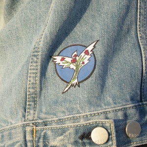 Bird patch / Floral Patch / Bird Iron On Patch / Dove / Rose / Rose Patch / iron on patch / iron-on patch / teen gift / embroidered patch