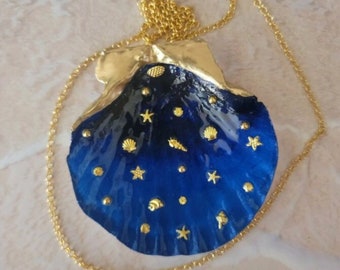 Blue Decorated Seashell Necklace