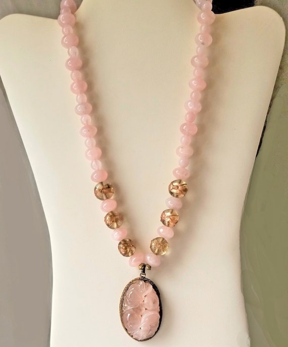 Estate Carved Rose Quartz Pendant Beaded Necklace