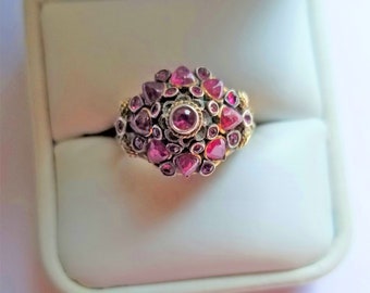 Ruby Red 18K Gold Size 6 Estate Vintage Ruby Dome India Style Ring