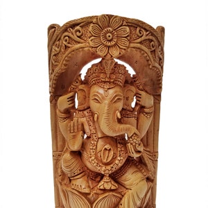 Bois Lord Ganesha statue sculptée à la main éléphant Dieu figurine pour le culte du temple à la maison hauteur 8 pouces