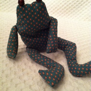 Cute Poseable Frogs, Great colors and fun image 5