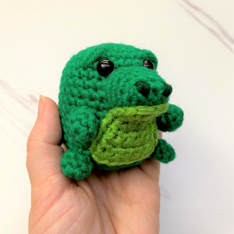 Alligator Bean PATTERN crochet PDF pattern cute alligator or crocodile amigurumi with horns image 5