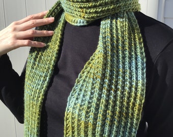 Foulard Misty Forest - fait main, unique en son genre