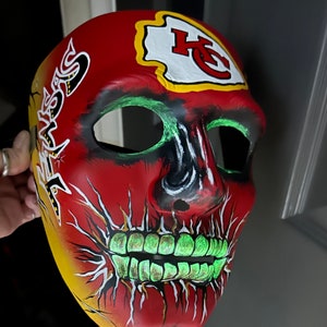 Kansas “City Chiefs-Like,”Denver Broncos-Like”Pittsburgh etc..Face Mask! Large Adult Size! wear to a game! Pick any style! Free Shipping !