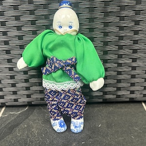 Vintage Ethnic Asian Chinese Porcelain and Cloth Doll