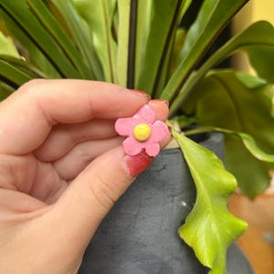 Flower Pin