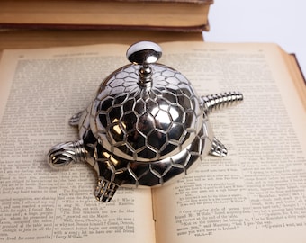Vintage metalen schildpadbel | Messing schildpad bureaubel | Huisje studeerdecor | Curiosity plankdecor | Presse-papier dieren