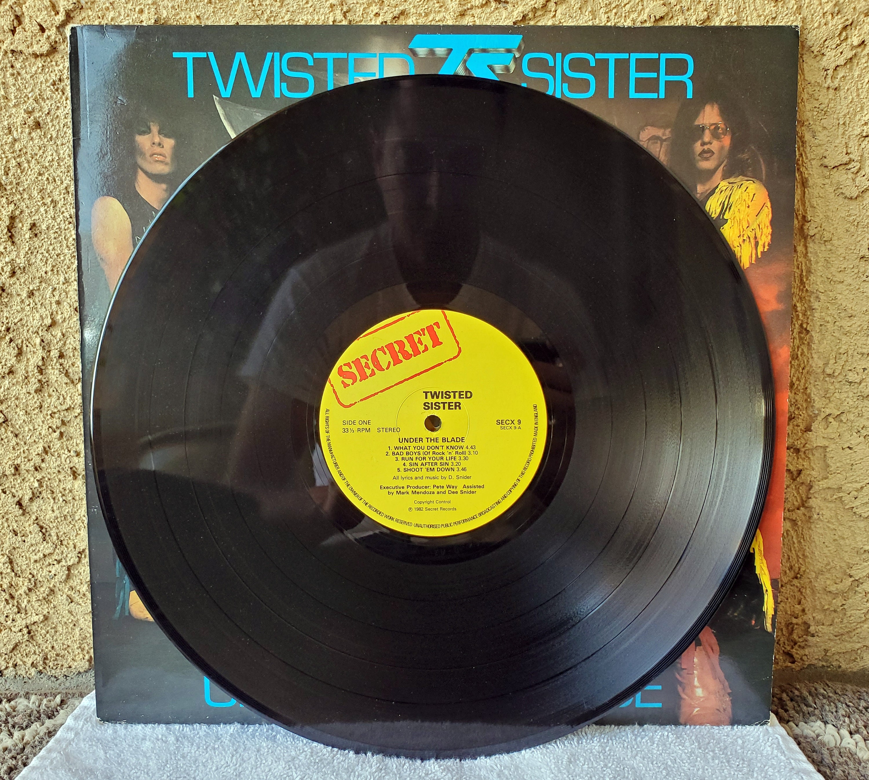 Twisted Sister Under The Blade Vinyl Record Etsy Twisted Sister Under The Blade Vinyl Record Etsy