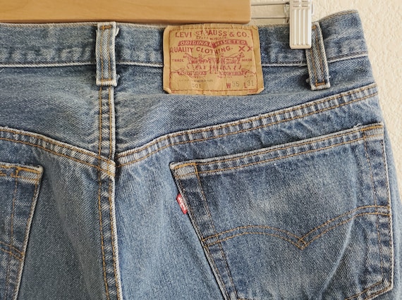 Vintage 501 Levis Jeans 35x31 Distressed Blue Jea… - image 8