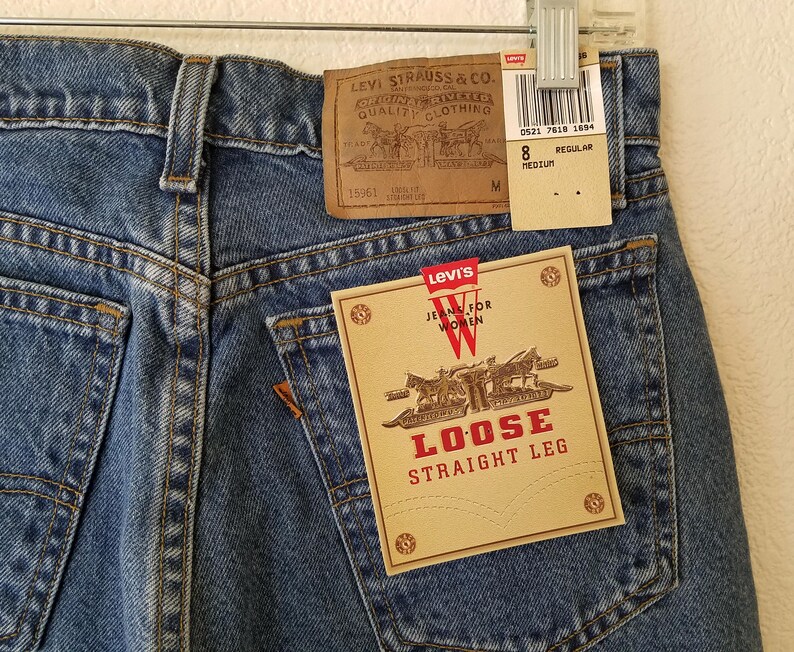 size 8 levi jeans womens