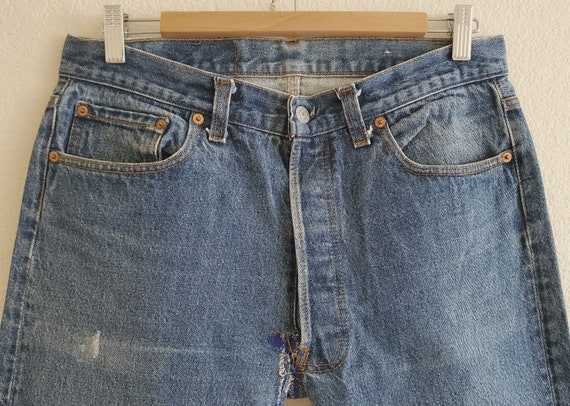 Vintage 501 Levis Jeans 35x31 Distressed Blue Jea… - image 4
