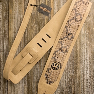 Ladder Back Series 3&quot; Buff/Black leather guitar strap