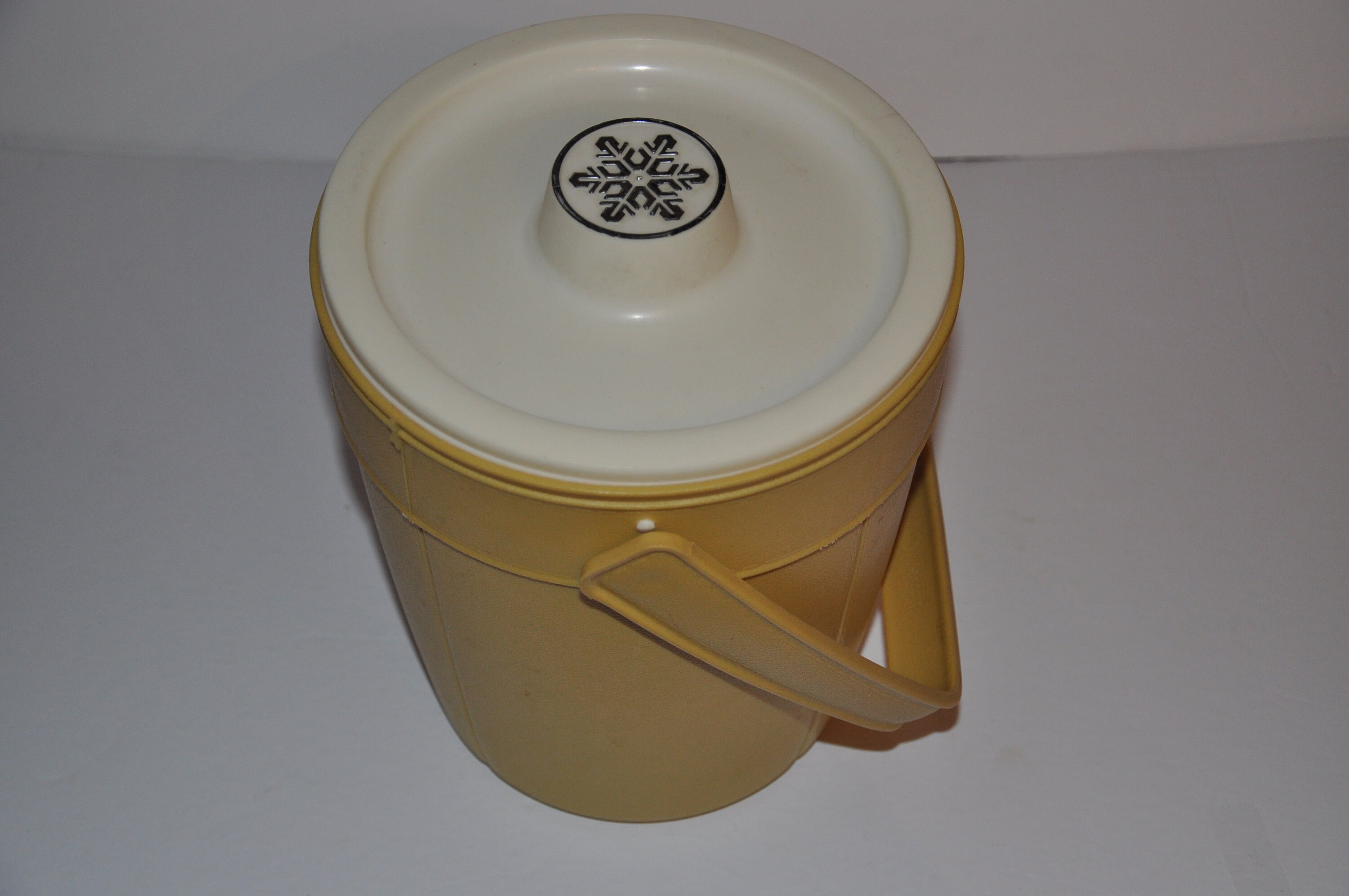 RUBBERMAID Ice Bucket Vintage Retro Gold Yellow Bucket With Etsy