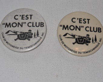 2 Vintage Club  French Pinback Buttons 70s, 80s