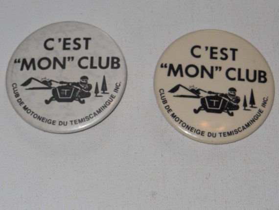 2 Vintage Club  French Pinback Buttons 70s, 80s - image 1