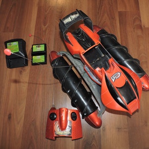 Working Tyco Hot Wheels RC Red Terrain Twister With Remote, Battery & Charger