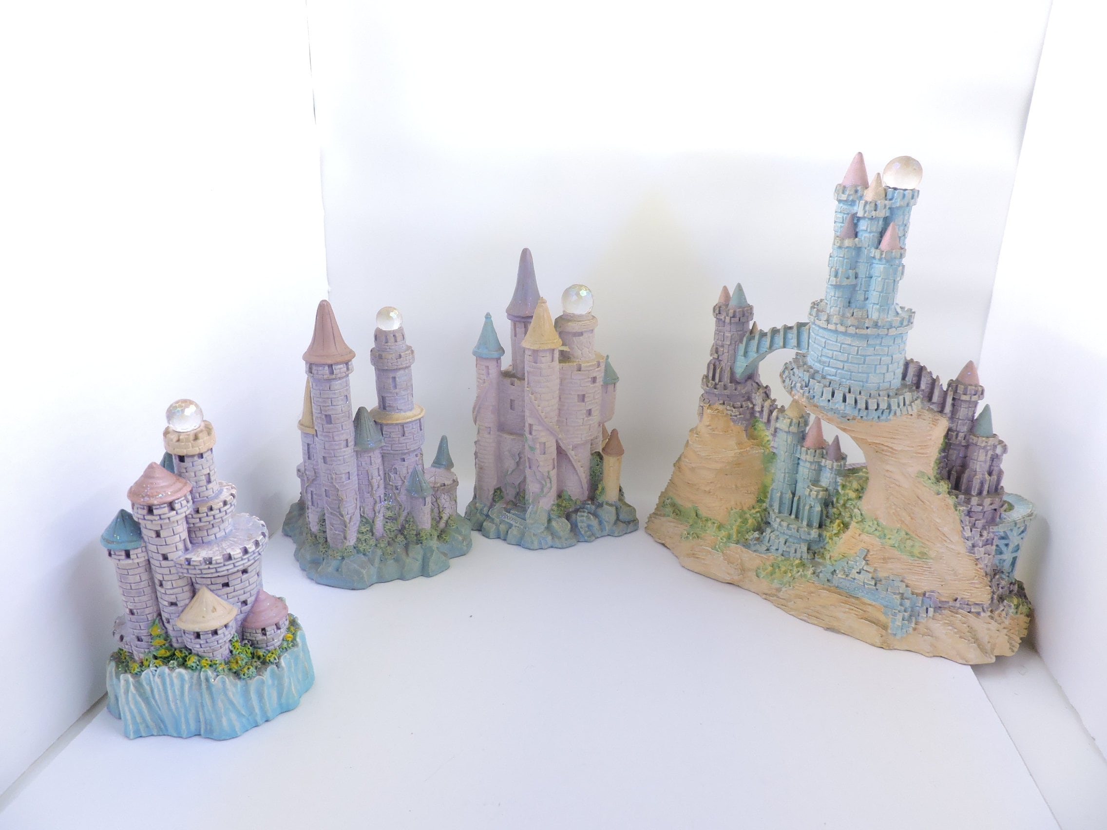 Lot of 4 Spoontiques Resin Castles With Crystal Balls - 1980s Prism ...