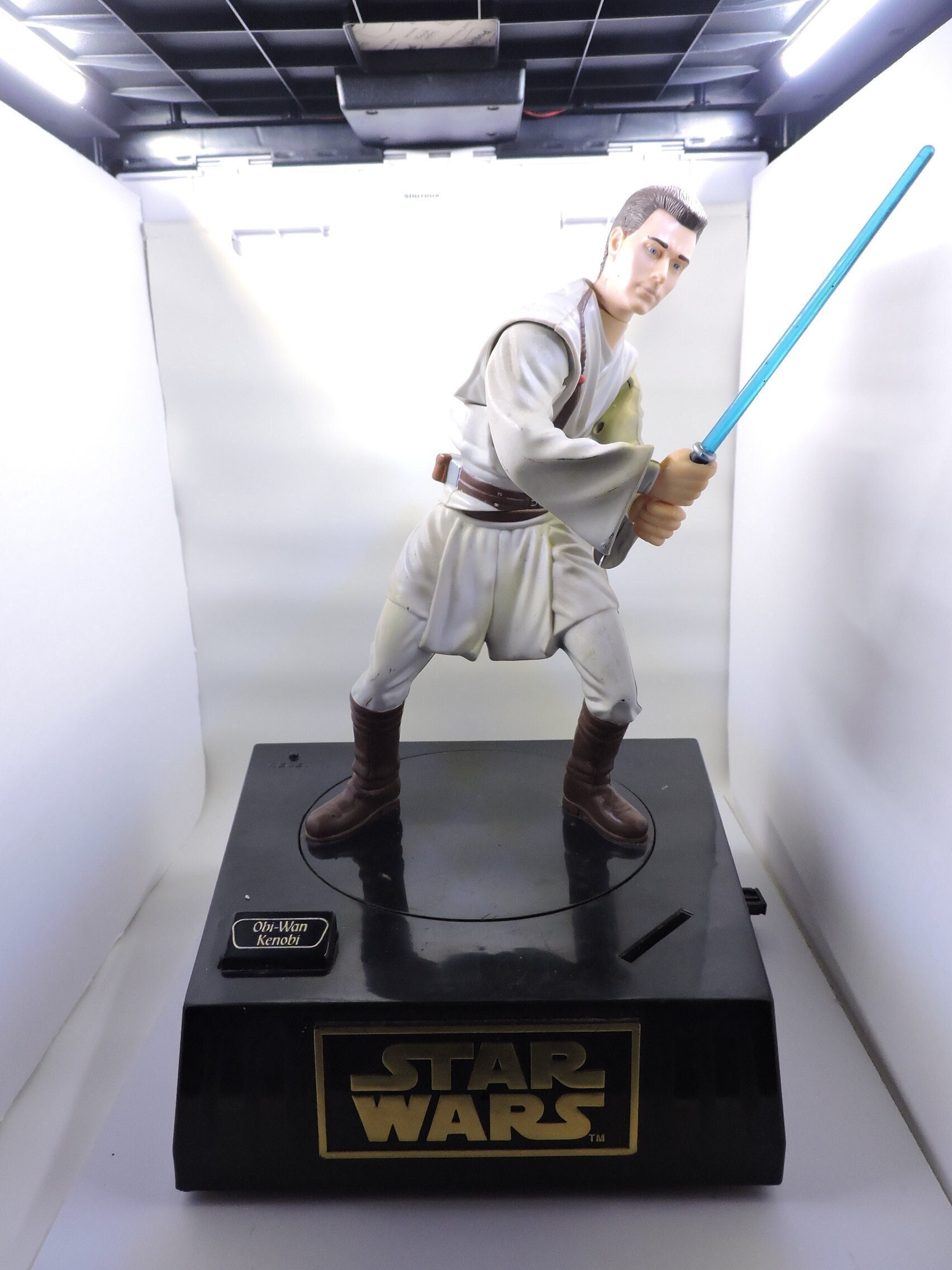 Vintage 1999 Star Wars Collectible Obi Wan Kenobi Talking Piggy
