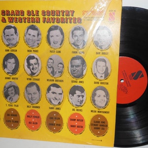 30 Grand Ole Country & Western Favorites Vintage Vinyl Record