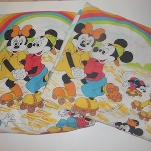 Pair Of Disney Mickey Mouse And Minnie Mouse Vintage Twin Size  Esmond Fabric Bed Sheets ( One Flat One Fitted )