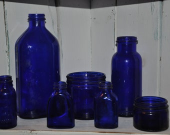 Lot de 7 flacons de médicaments bleu cobalt vintage, lot de bouteilles en verre
