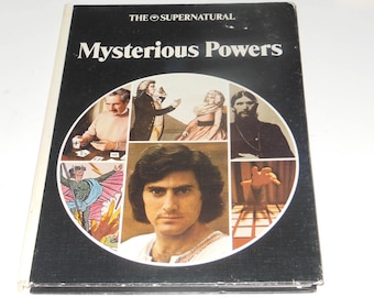 Vintage boek met harde kaft De bovennatuurlijke mysterieuze krachten