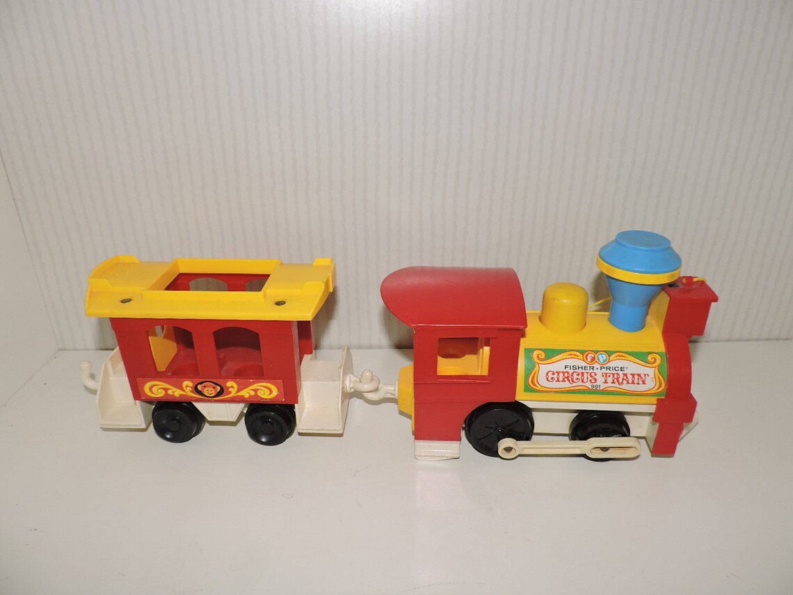 1973 Fisher Price Circus Toy Train With Little People and - Etsy Canada