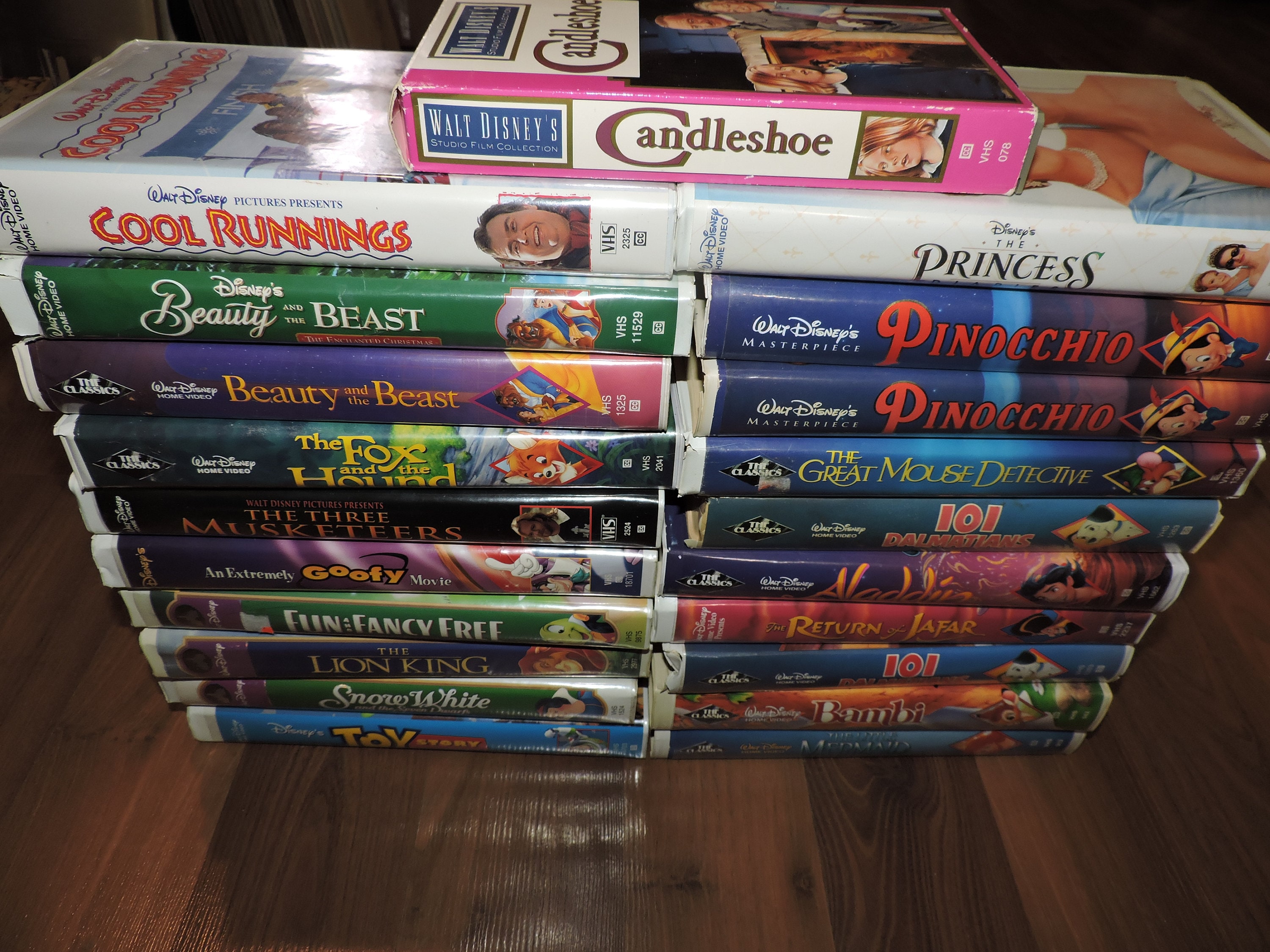ビンテージのウォルト・ディズニー VHS 映画 - あなたの選択