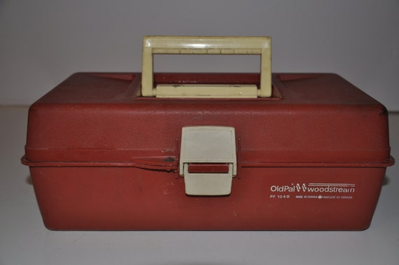 Old Pal Woodstream 1040 Vintage Tackle Box -  Canada