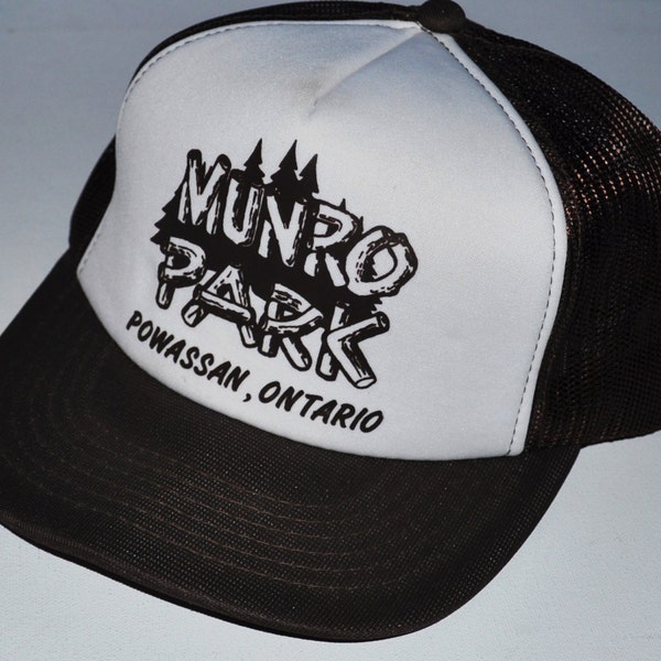 Vintage MUNRO PARK Powassan Ontario Canada Camping Snapback Trucker Hat