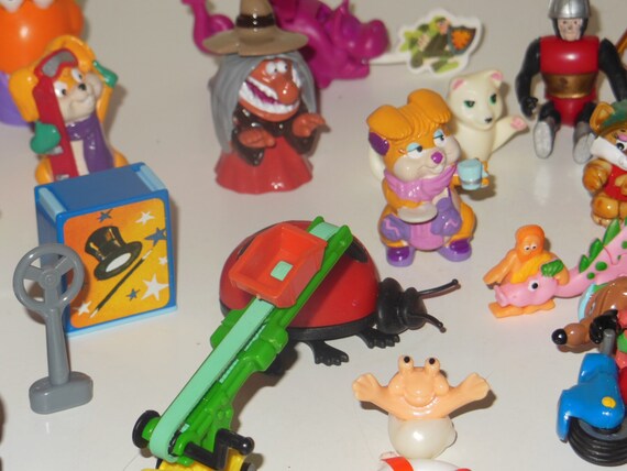 Complete collectible 11 figures set STAR WARS 2016 from Kinder Surprise eggs