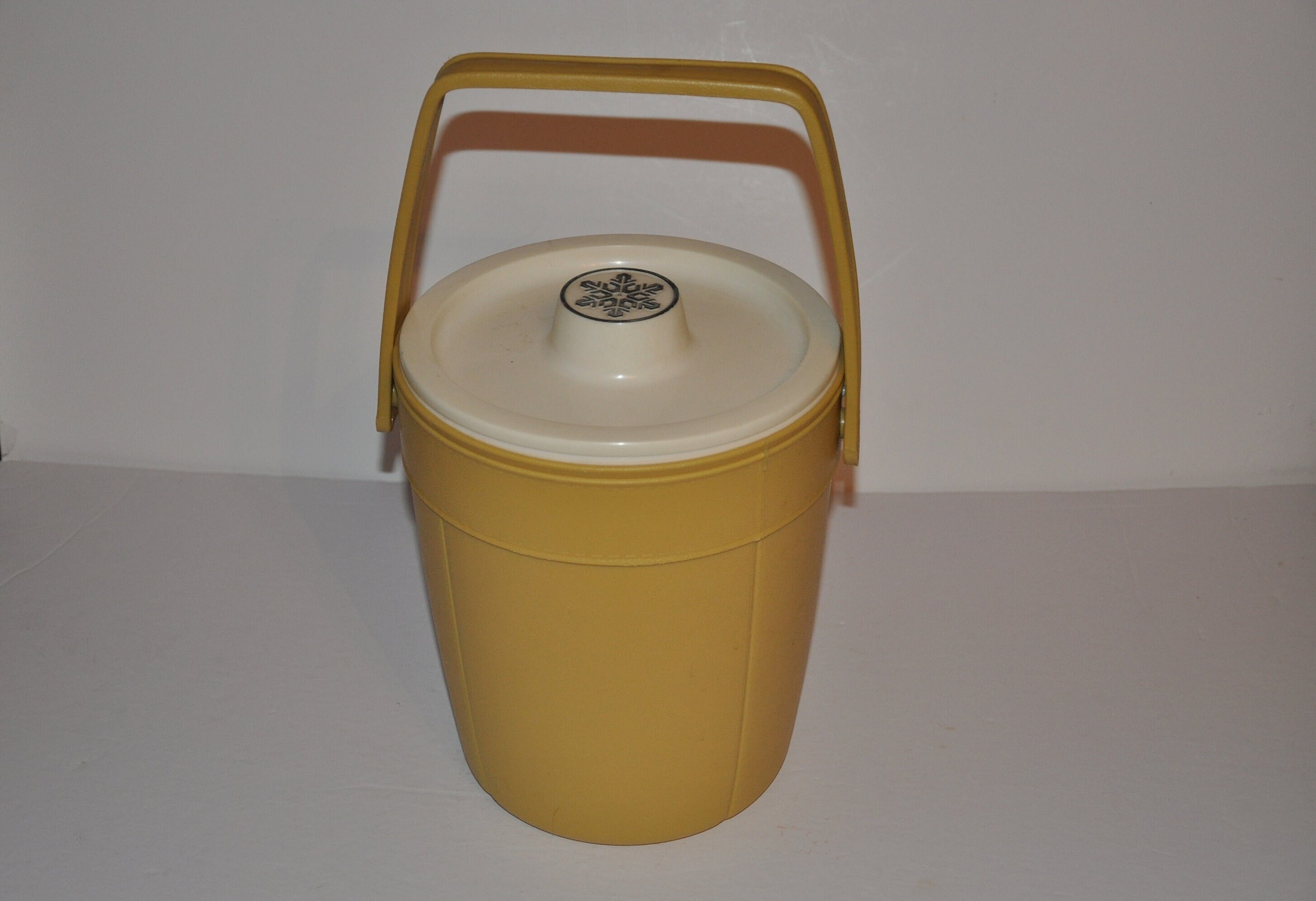 RUBBERMAID Ice Bucket Vintage Retro Gold Yellow Bucket With Etsy