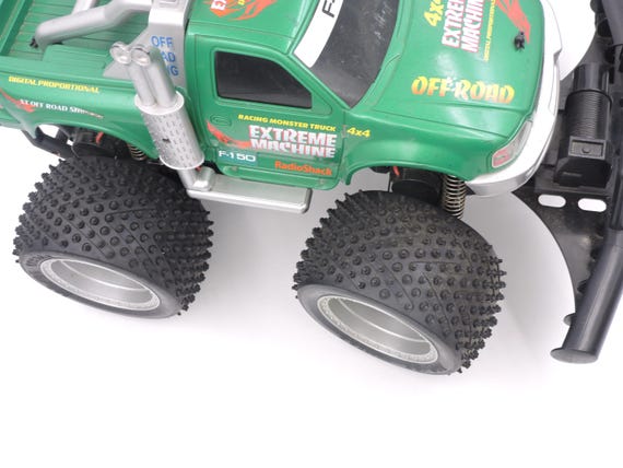 1998 Radio Shack Extreme Machine R/C Ford F-150 Monster Truck