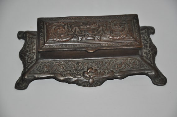 Vintage Ornate Desktop Coin or Stamp Box Vintage Ornate Desktop Coin or Stamp Box
