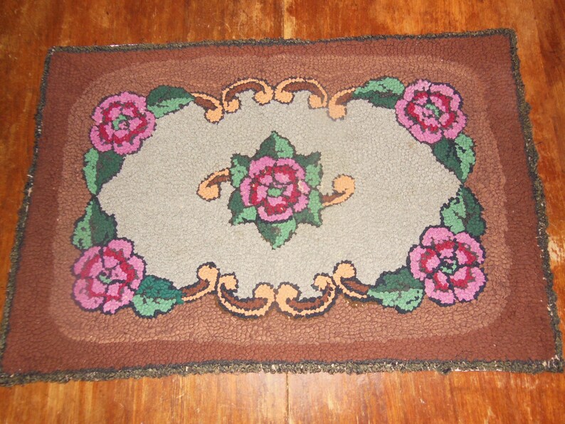 Vintage Floral Hooked Rug Flowered Area Rug Etsy