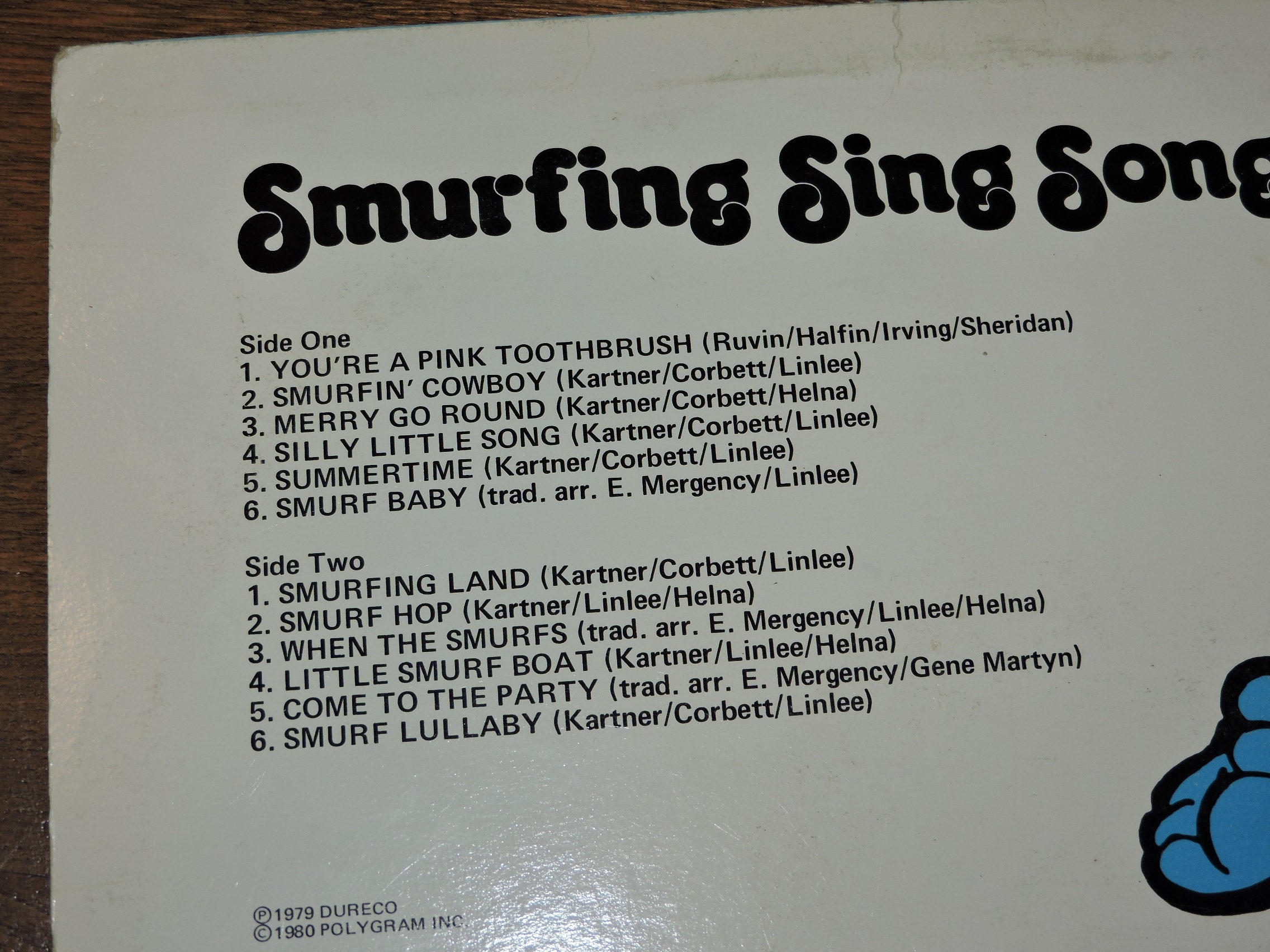 Smurfing Sing Song