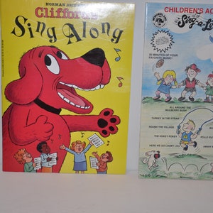Lot de 2 - Clifford&#39;s Sing Along / Sing-A-Lings ; 2x Livres de musique pour enfants - Deux livres de musique et de paroles vintage
