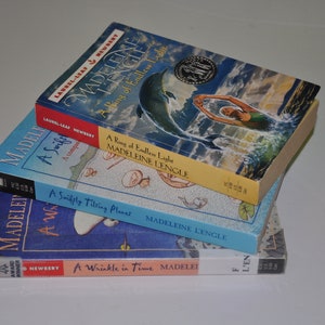 Lot Of 3  A Wrinkle In Time / A Swiftly Tilting Planet / A Ring Of Endless Light : 3 Vintage Softcover Books By Madeleine L'Engle