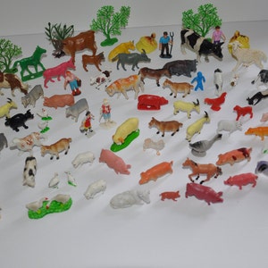 Lot Of Vintage Plastic Farm Animal Toys