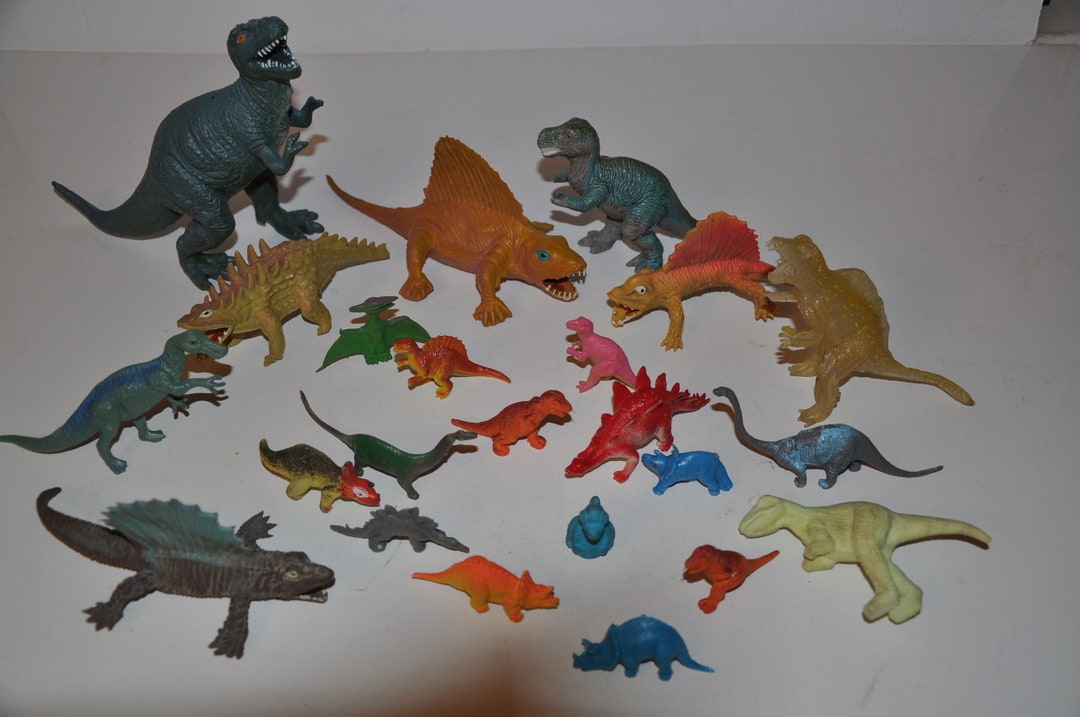 Lot of Vintage Plastic Dinosaur Toys Etsy